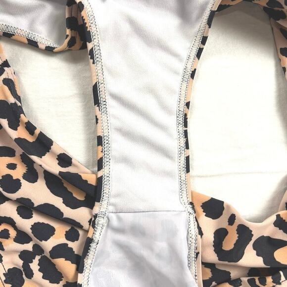 Nanu Cheetah Print Two Piece Swim Suit Bikini Size M - Picture 5 of 6